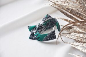 Bracelet de créateur en tissu motifs bandana cachemire et anneau argenté, Lookbook Léonie et France