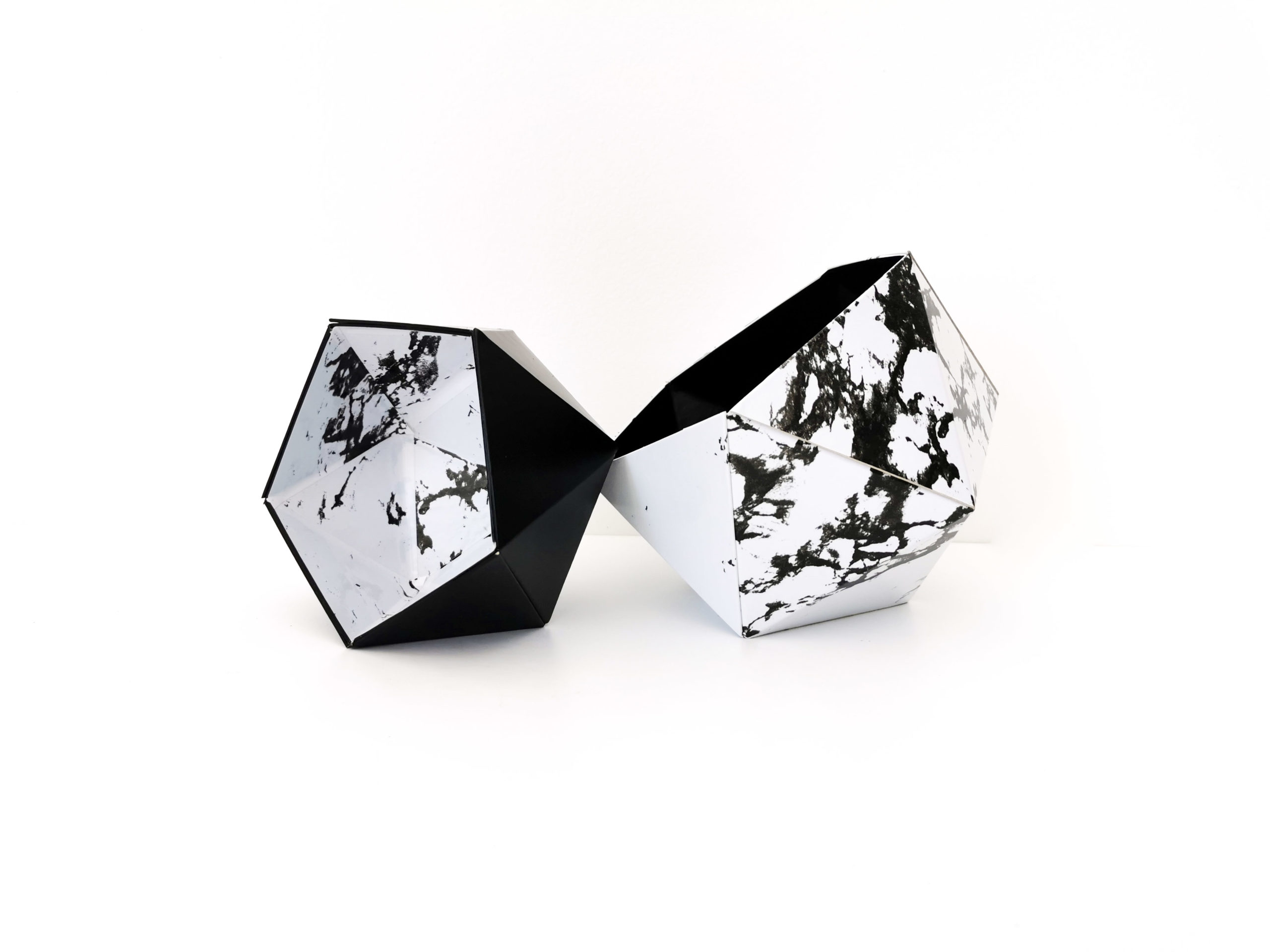lot deux boites origami noir blanc imitation marbre deco desgin leonie et france eshop de createurs francais