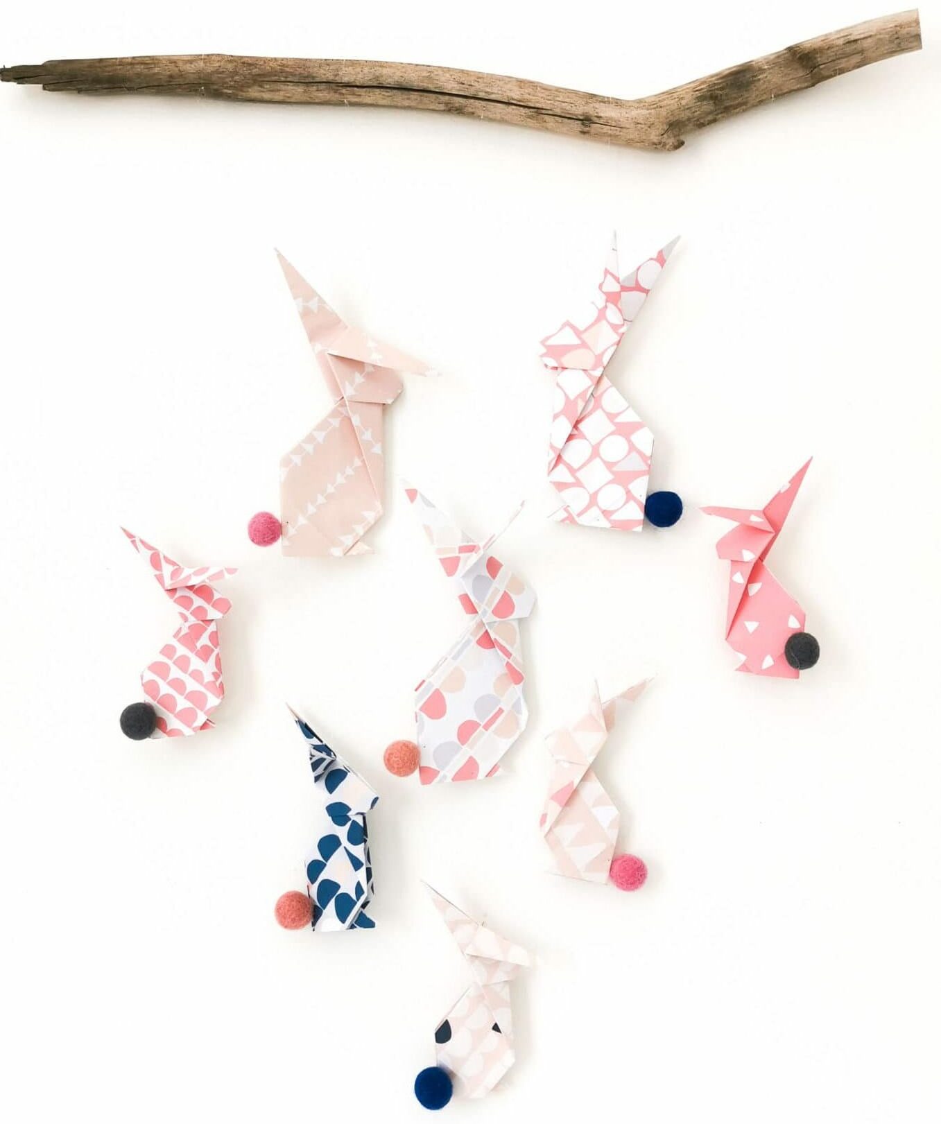 mobile enfant avec lapin rose origami decoration murale chambre enfant leonie et france boutique en ligne decoration min