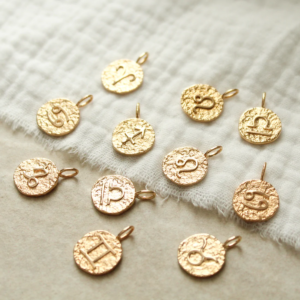 collier femme chaine pendentif astrologie signe astrologique idee cadeau original leonie et france eshop mode