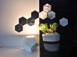 petite lampe de chevet blanc origami luminaire design idee cadeau original leonie et france eshop de createurs francais mode et maison min