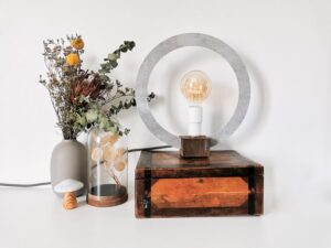 lampe de table luminaire design beton gris leonie et france