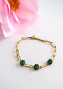 bracelet maille rectangle or pierre fine verte idee cadeau femme leonie et france eshop de createurs francais