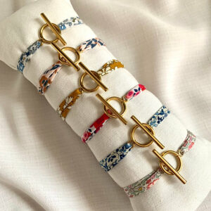 bracelet tissu liberty fermoir toggle bijou de createur leonie et france eshop de createurs francais