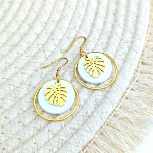 boucles d oreilles femme or pendantes feuille tropicale idee cadeau original pour femmes leonie et france eshop de bijoux de createurs francais mode francaise