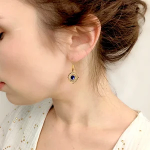 boucles d oreilles pendantes femme or pierre fine lapis lazuli idee cadeau pour femmes leonie et france eshop de bijou de createur francais