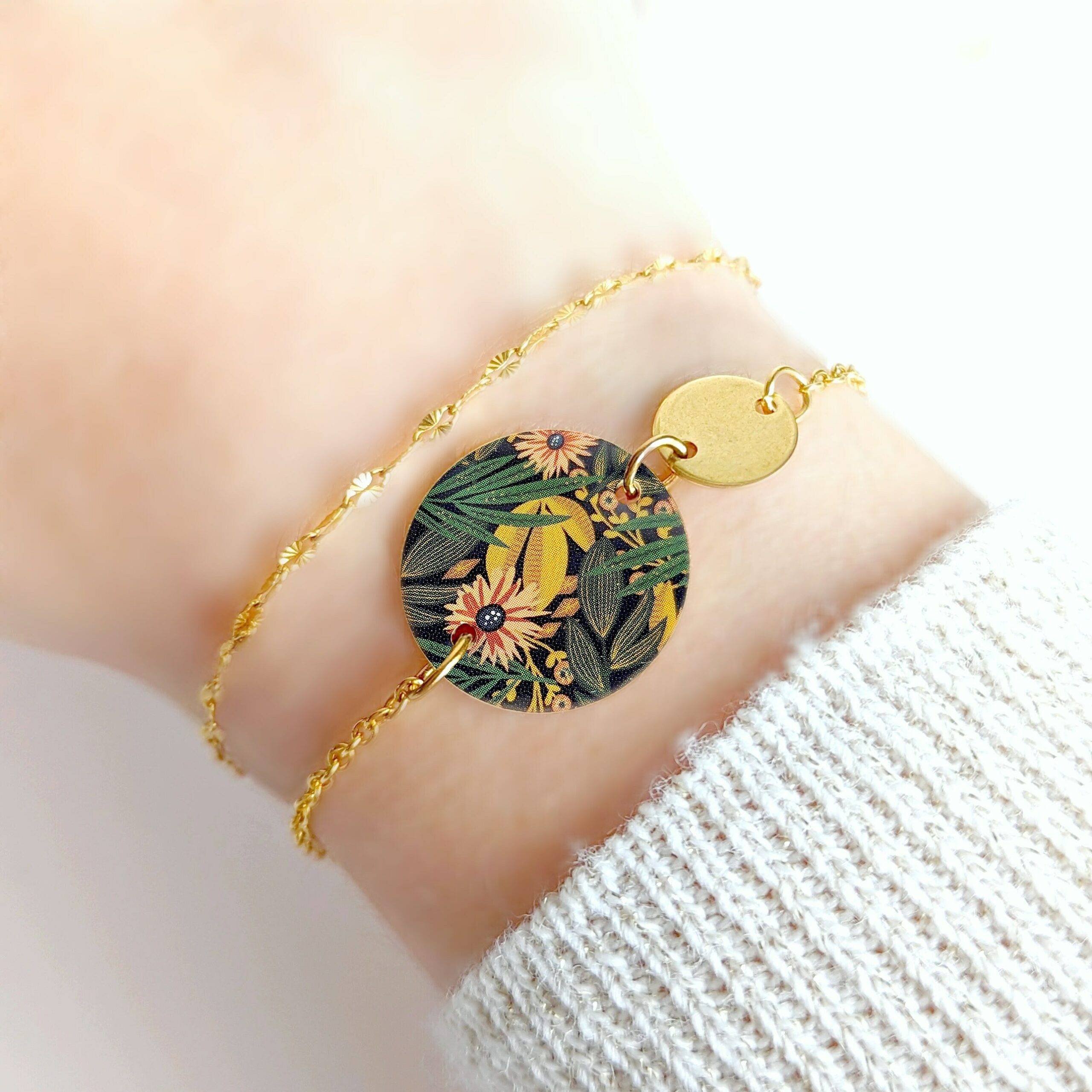 bracelet fine chaine or pendentif feuille tropicale idee cadeau femme leonie et france eshop de createurs francais