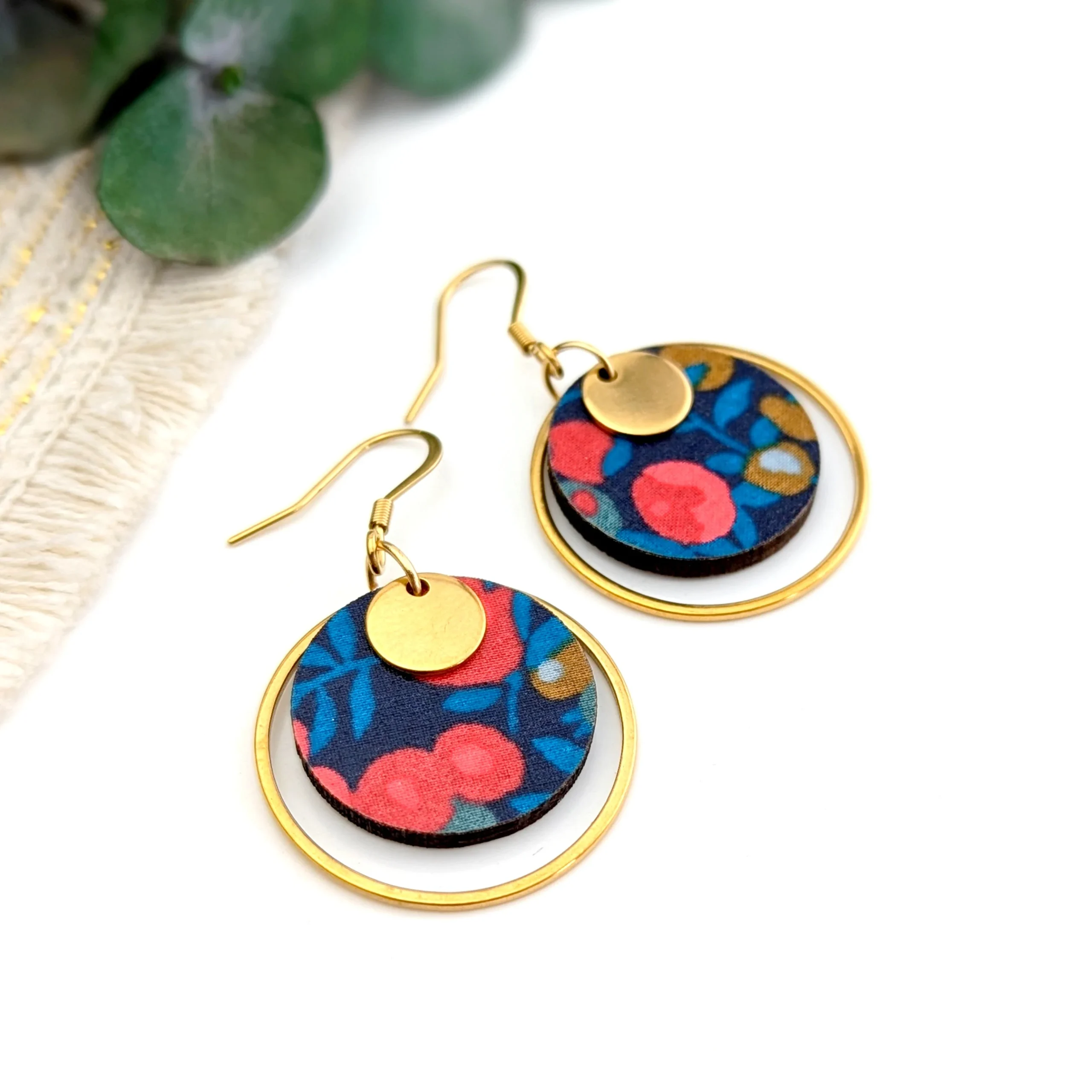 boucles d oreilles pendantes or femme tissu liberty bois leonie et france